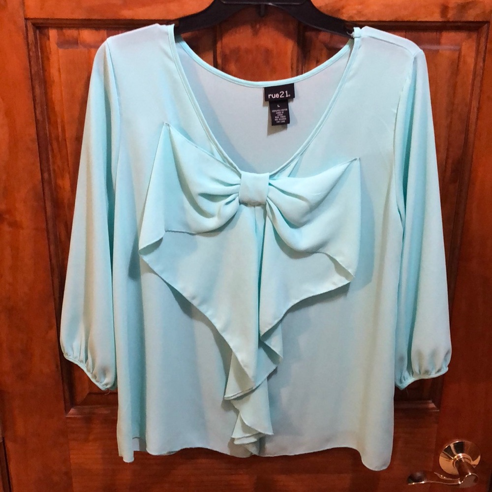 Rue21 Tiffany Blue Top with Bow